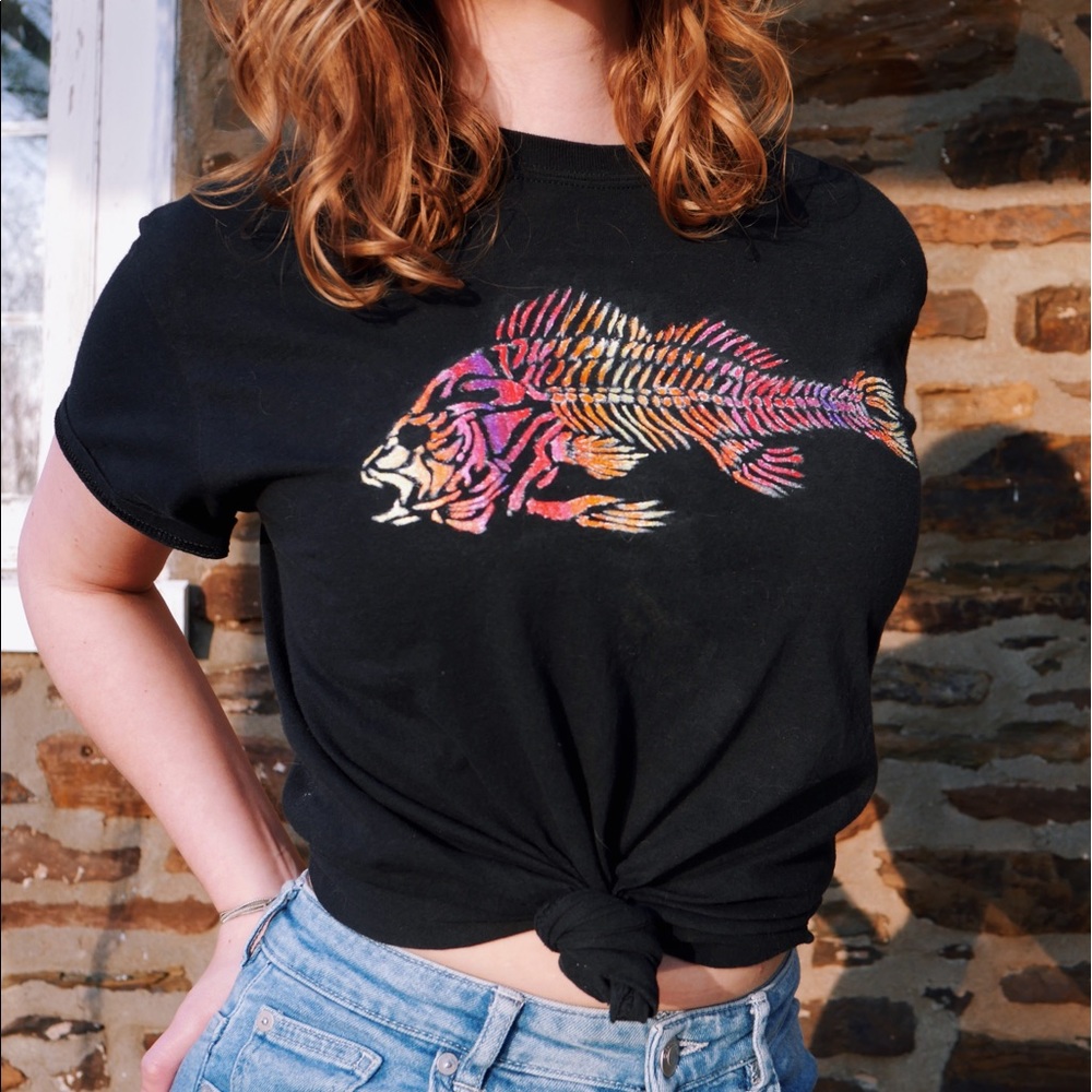 Hand-painted black fish bone tee (SOLD)
